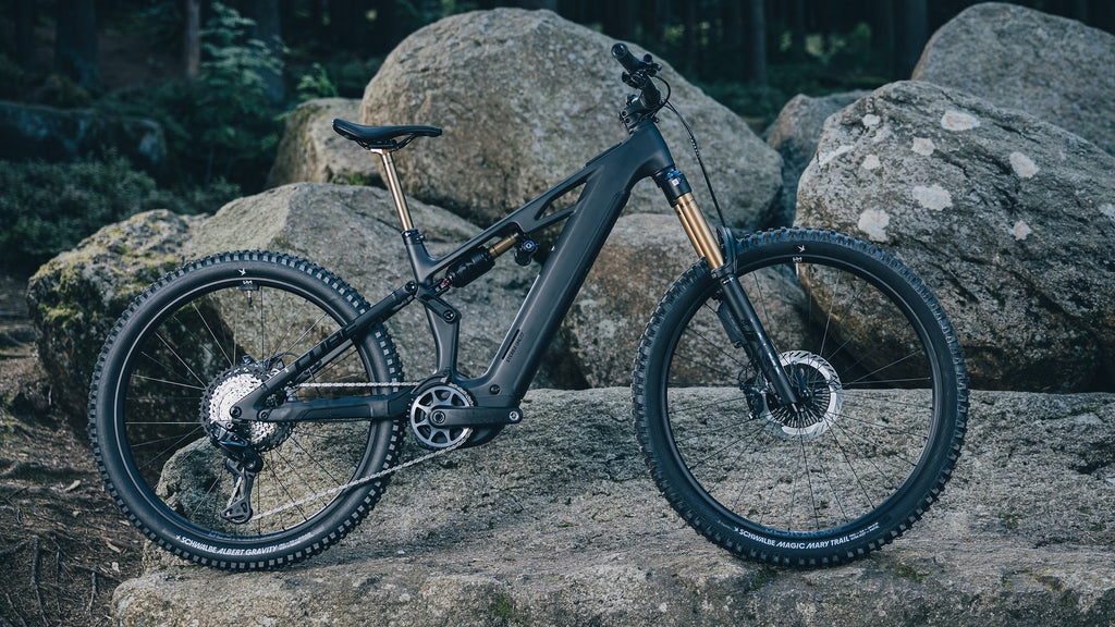 CUBE Stereo Hybrid One77 Hpc At 800 2026